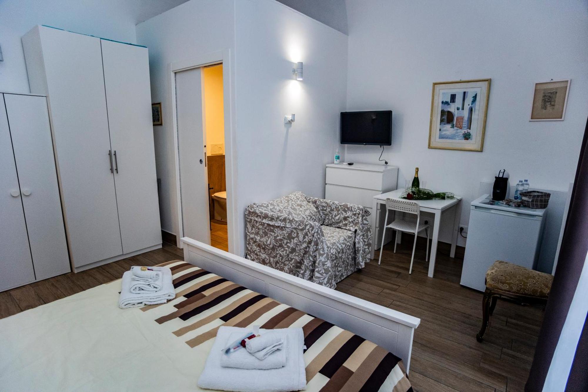 Katane' Room'S Katánie Exteriér fotografie